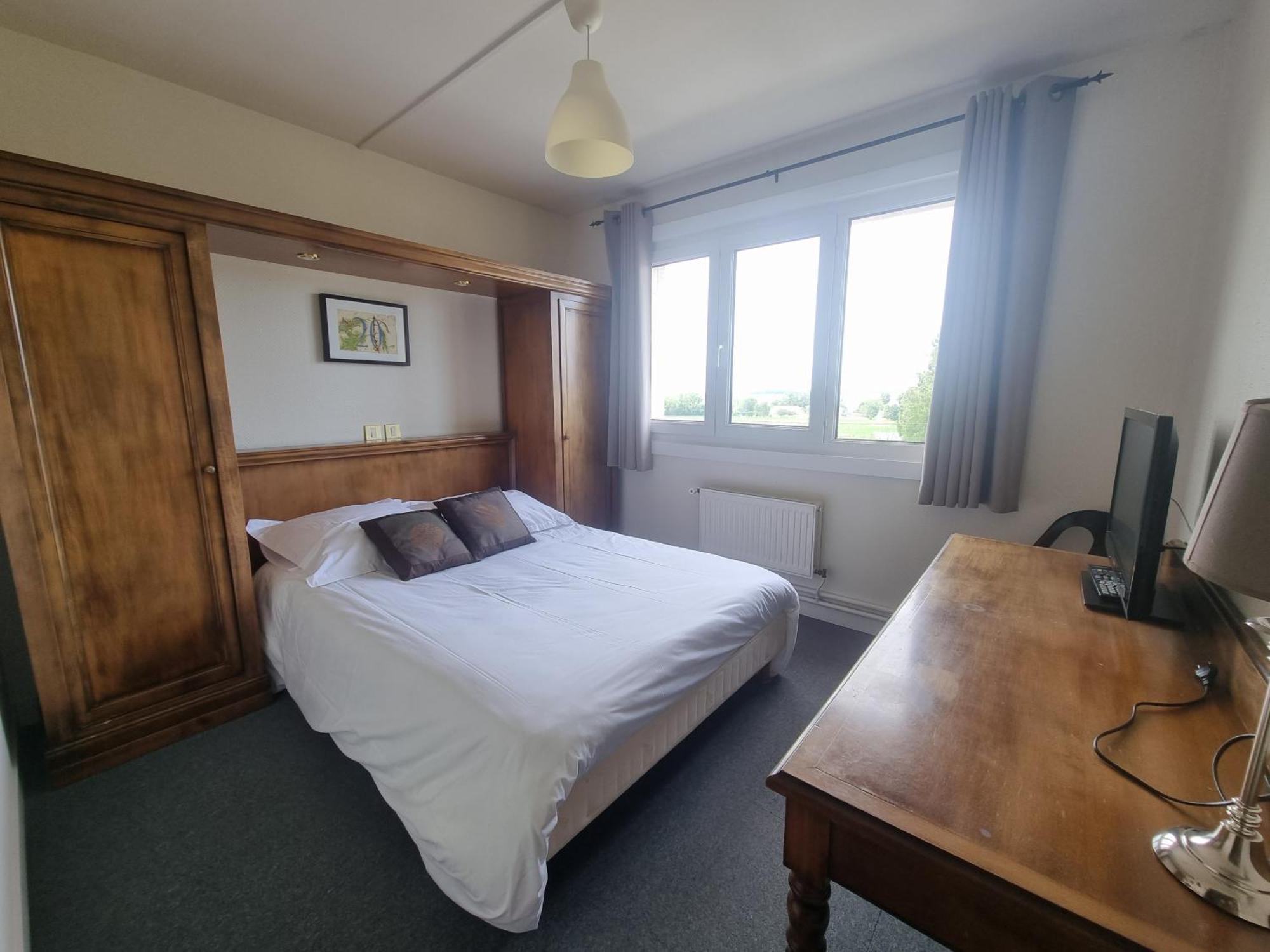 Hotel Le Prieure Rancourt  Экстерьер фото