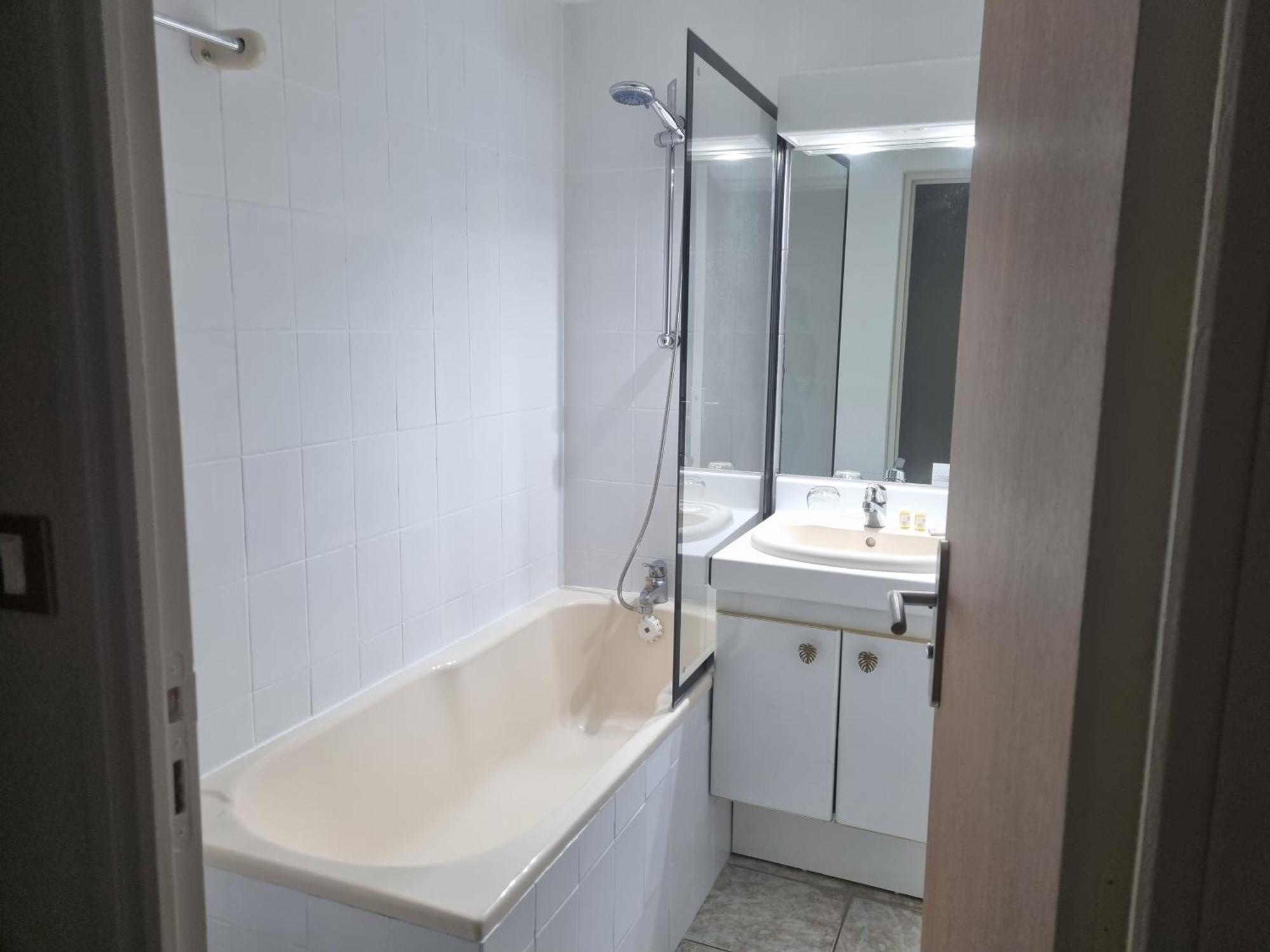Hotel Le Prieure Rancourt  Экстерьер фото