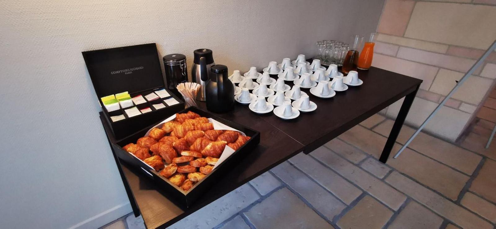 Hotel Le Prieure Rancourt  Экстерьер фото